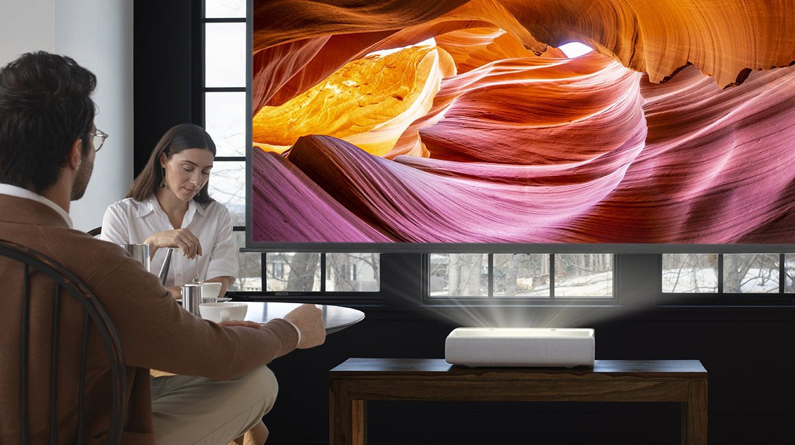 130 inch image with laser technology ! THE PREMIERE... Everything is possible !-SONXPLUS Chambly
